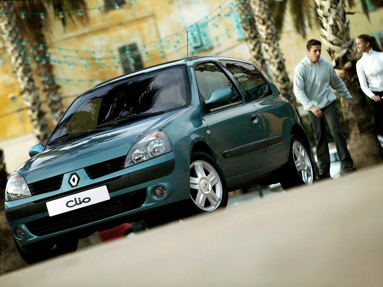 Renault Clio II (1998-2013) - Хэтчбек 3 дв.