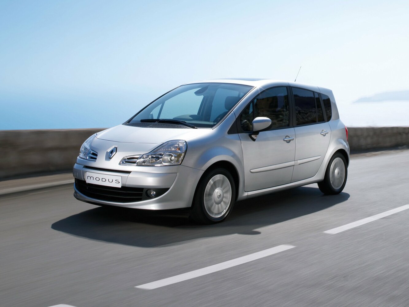 Renault Modus I (2004-2012) - Компактвэн Grand