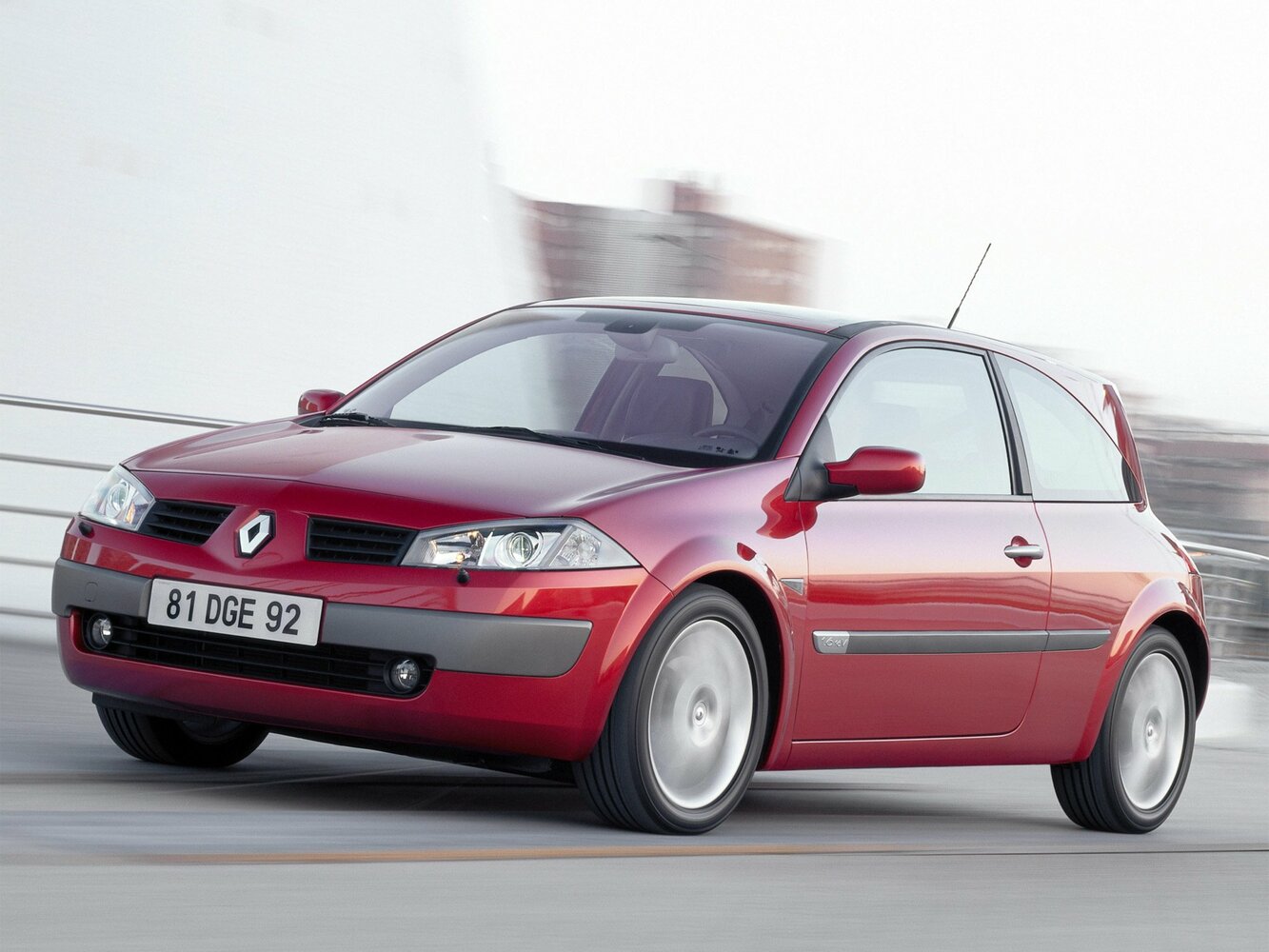 Renault Megane II (2002-2009) - Хэтчбек 3 дв.