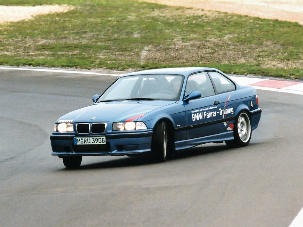 BMW M3 II (1992-1999) - Купе