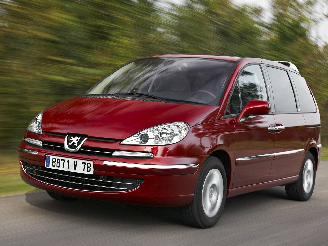 Peugeot 807 I (2002-2014) - Минивэн