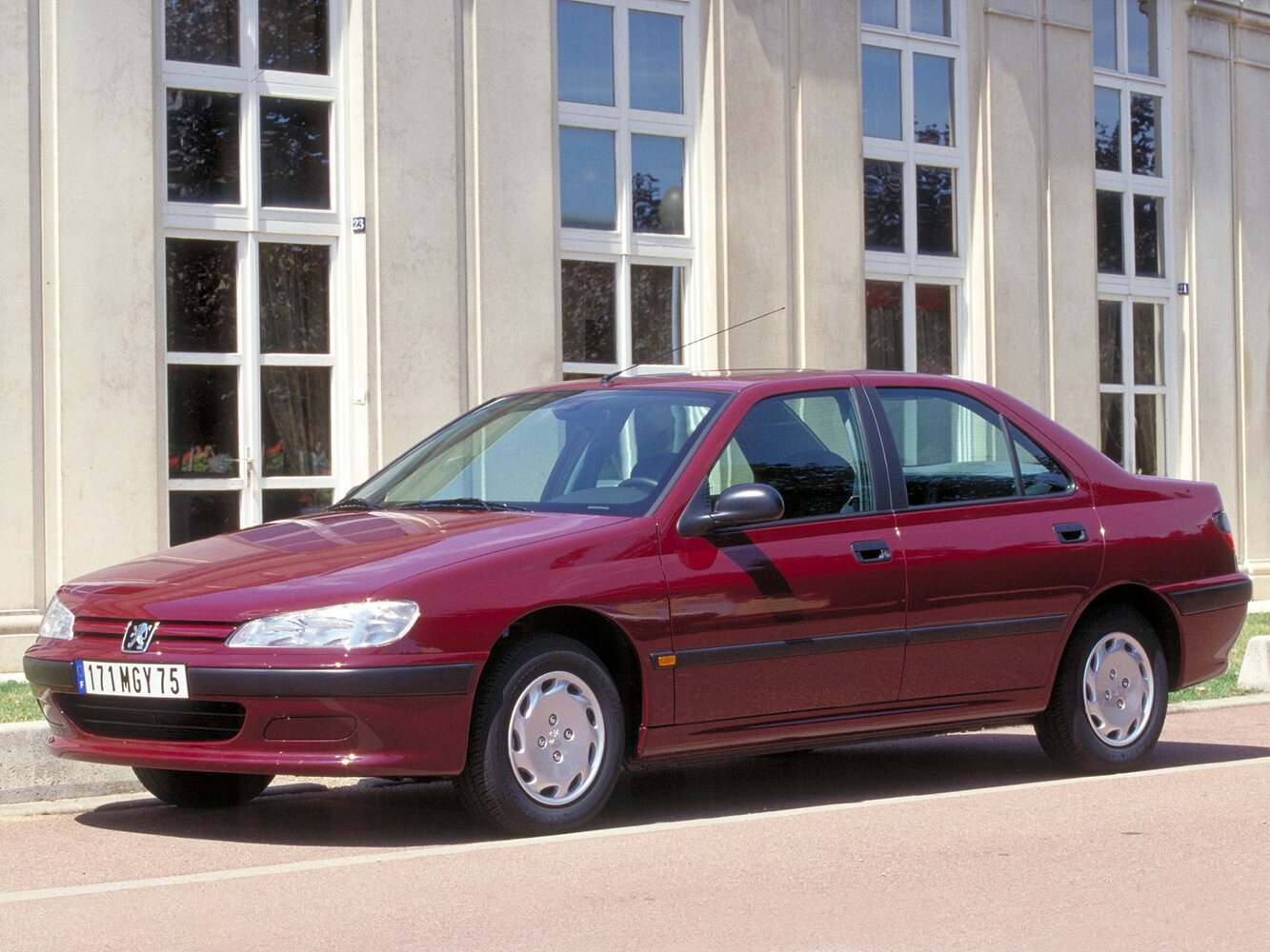 Peugeot 406 I (1995-2005) - Седан