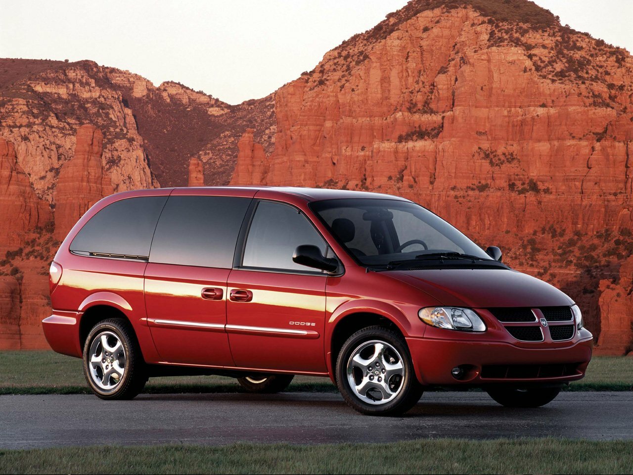 Dodge Caravan IV (2000-2007) - Минивэн Grand