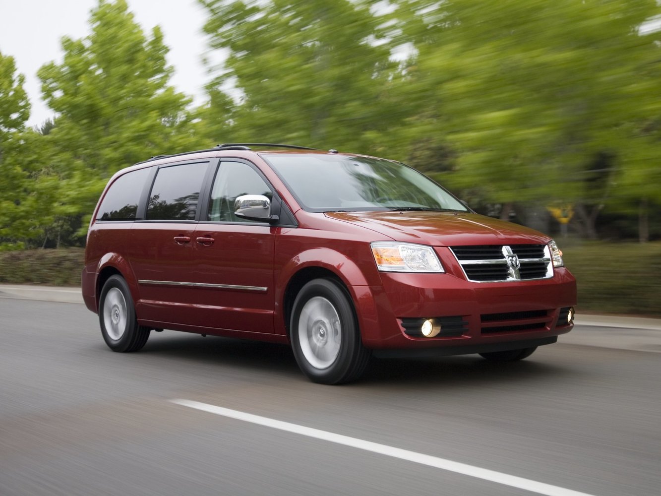 Dodge Caravan V (2007-2020) - Минивэн Grand