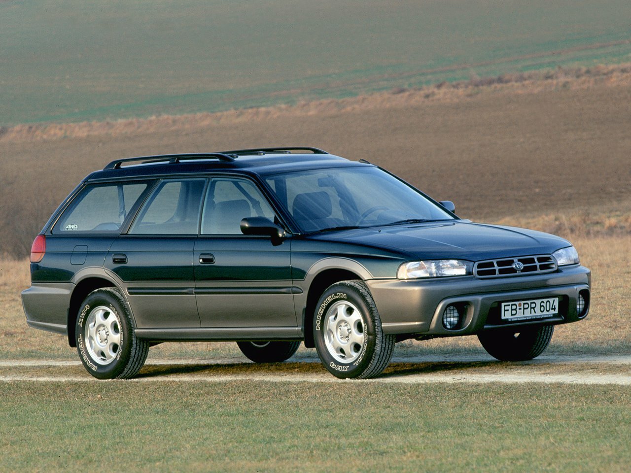 Subaru Outback I (1994-1999) - Универсал 5 дв.