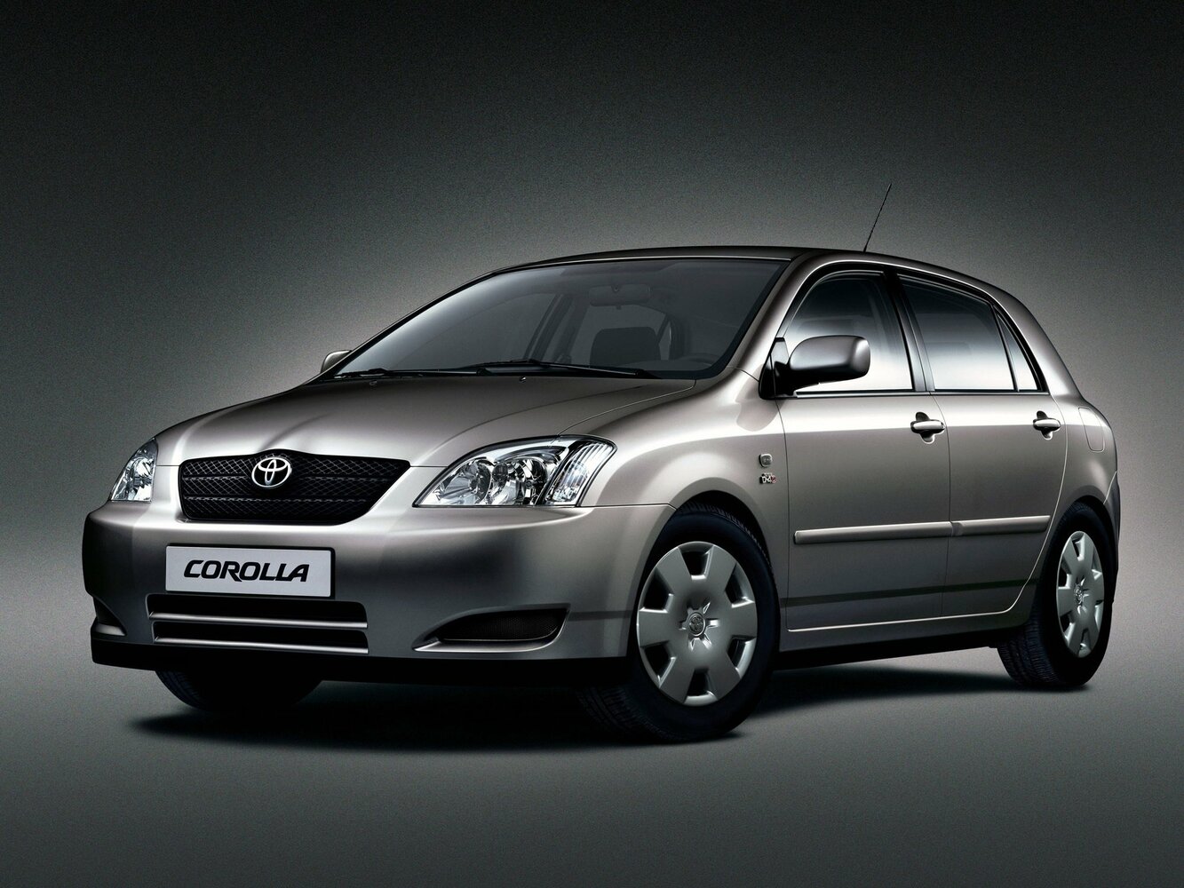 Toyota Corolla IX (2000-2007) - Хэтчбек 5 дв.
