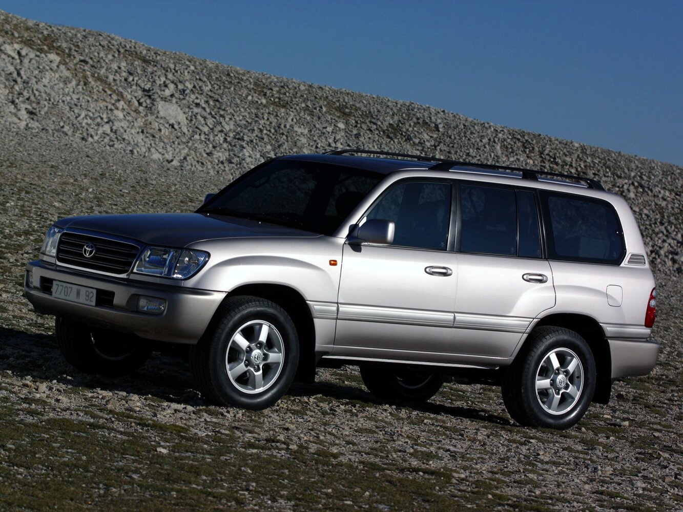 Toyota Land Cruiser 100 (1998-2007) - Внедорожник 5 дв.