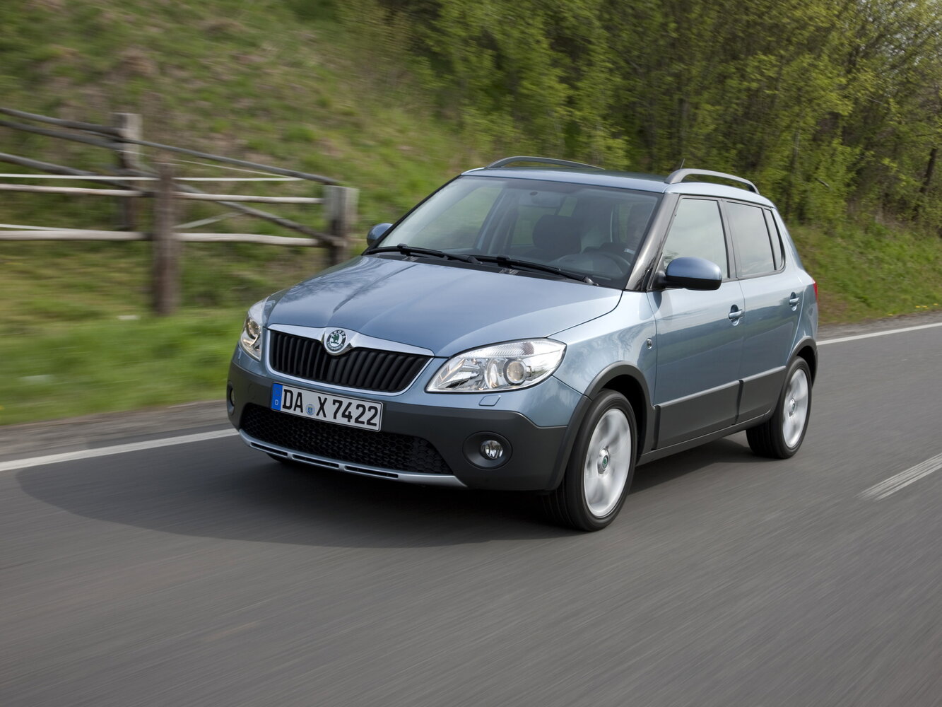 Skoda Fabia II (2007-2014) - Хэтчбек 5 дв. Scout
