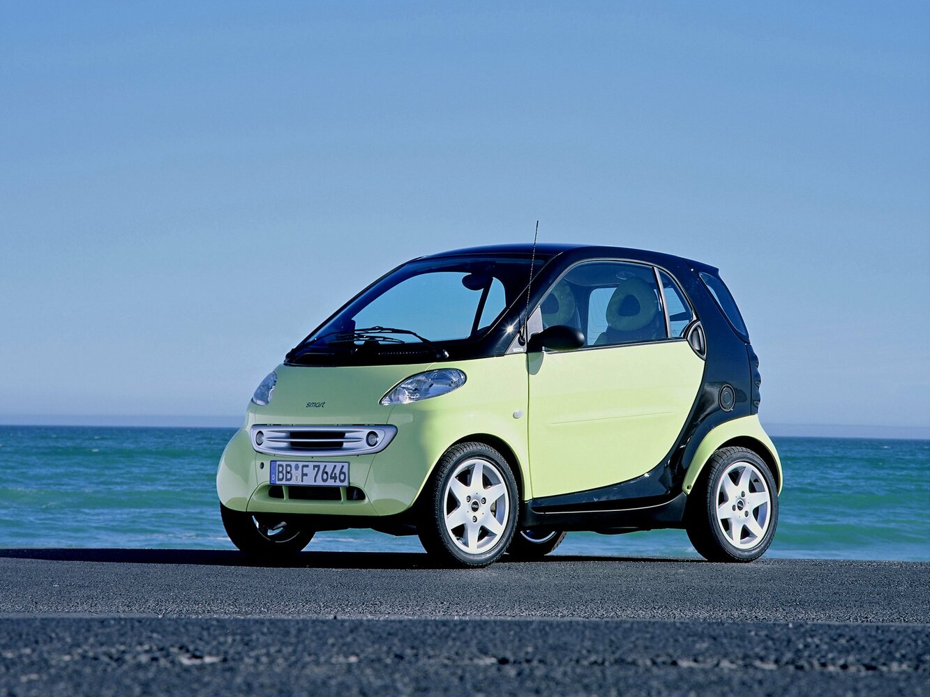 Smart Fortwo I (1998-2007) - Хэтчбек 3 дв.