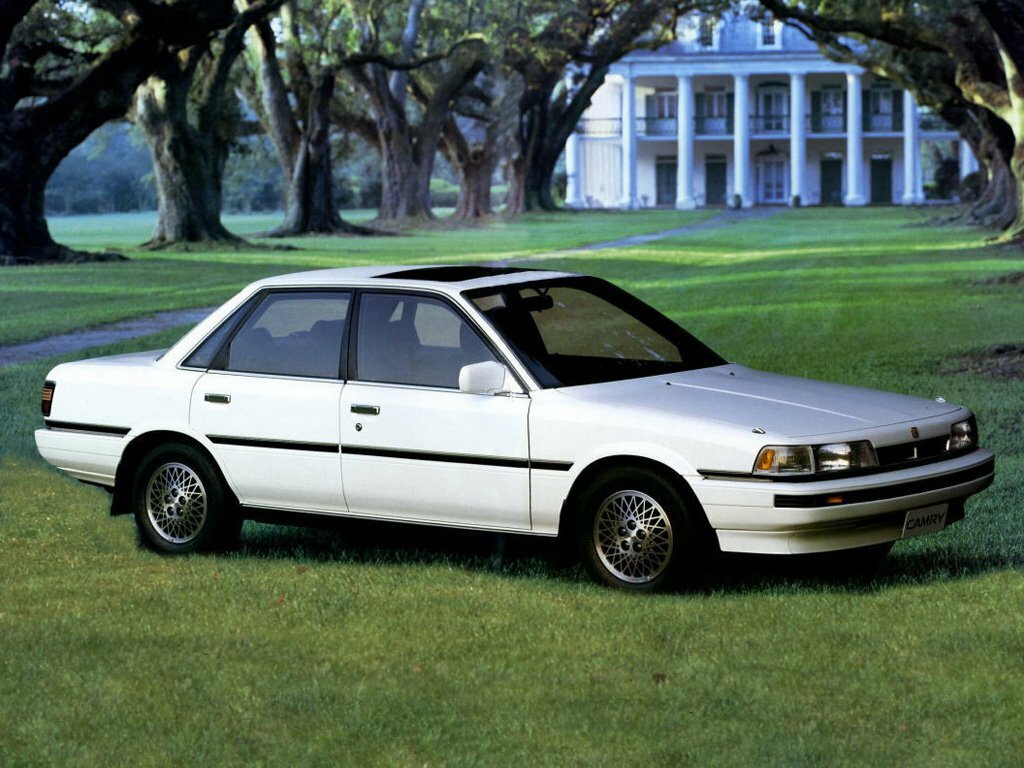 Toyota Camry II (1986-1991) - Седан