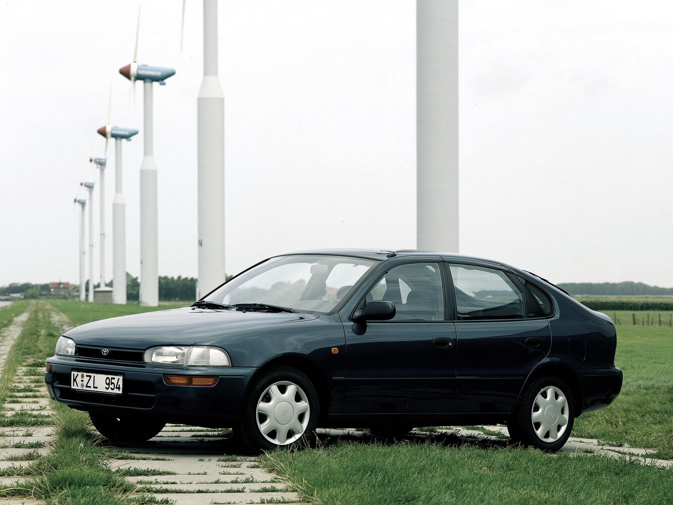 Toyota Corolla VII (1991-2002) - Лифтбек Liftback
