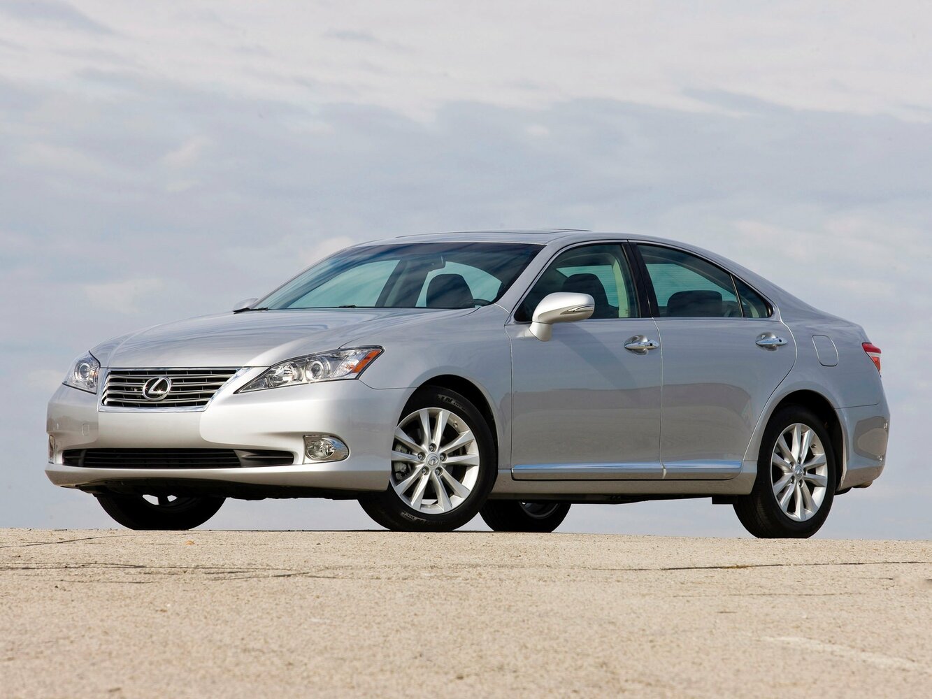 Lexus ES V (2006-2012) - Седан