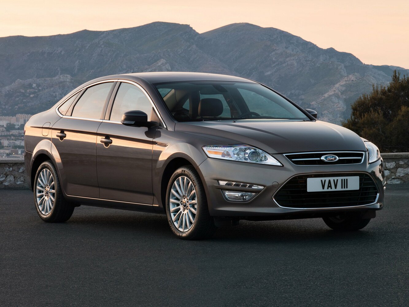 Ford Mondeo IV (2006-2014) - Седан