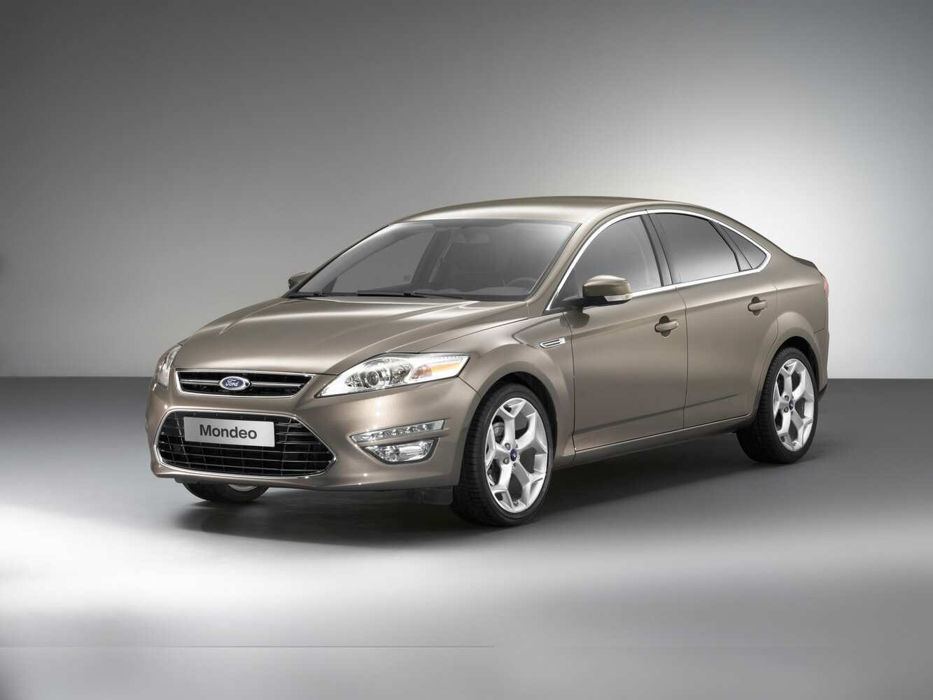 Ford Mondeo IV (2006-2014) - Лифтбек