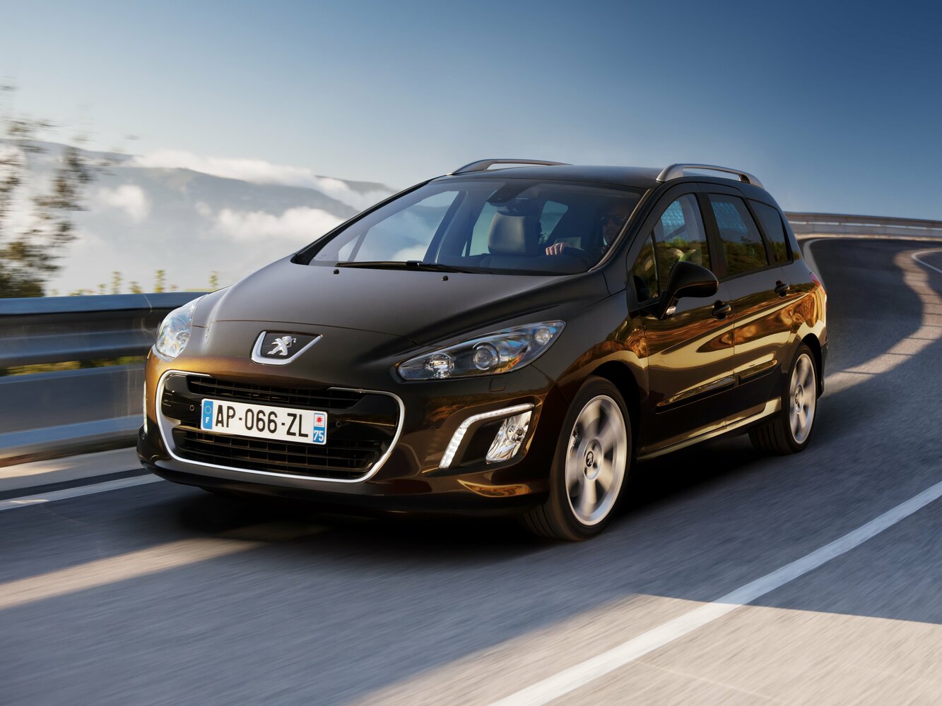 Peugeot 308 I (2007-2015) - Универсал 5 дв.