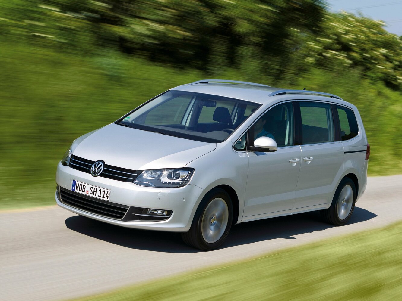 Volkswagen Sharan II (2010-2022) - Минивэн