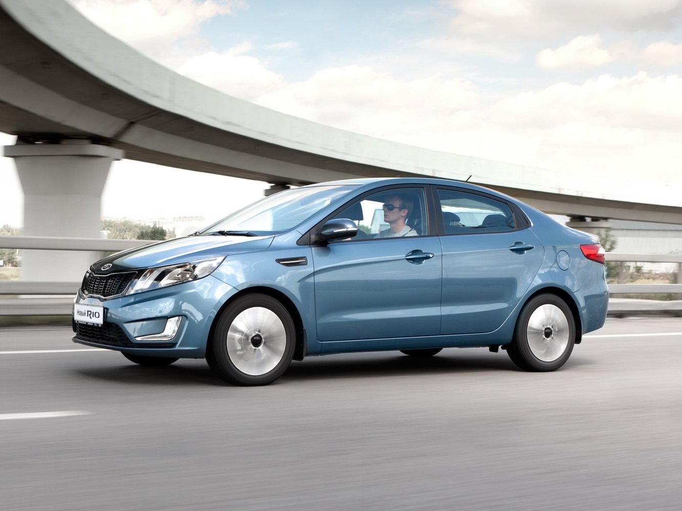 Kia Rio III (2011-2017) - Седан