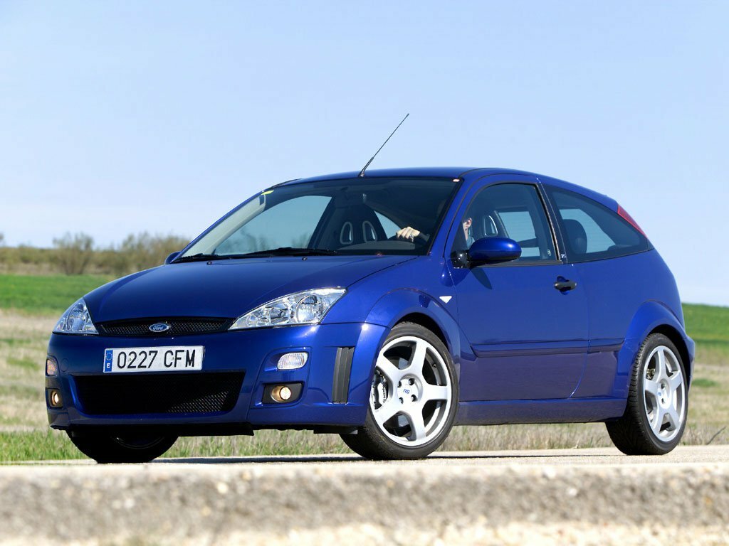 Ford Focus RS I (2002-2005) - Хэтчбек 3 дв.