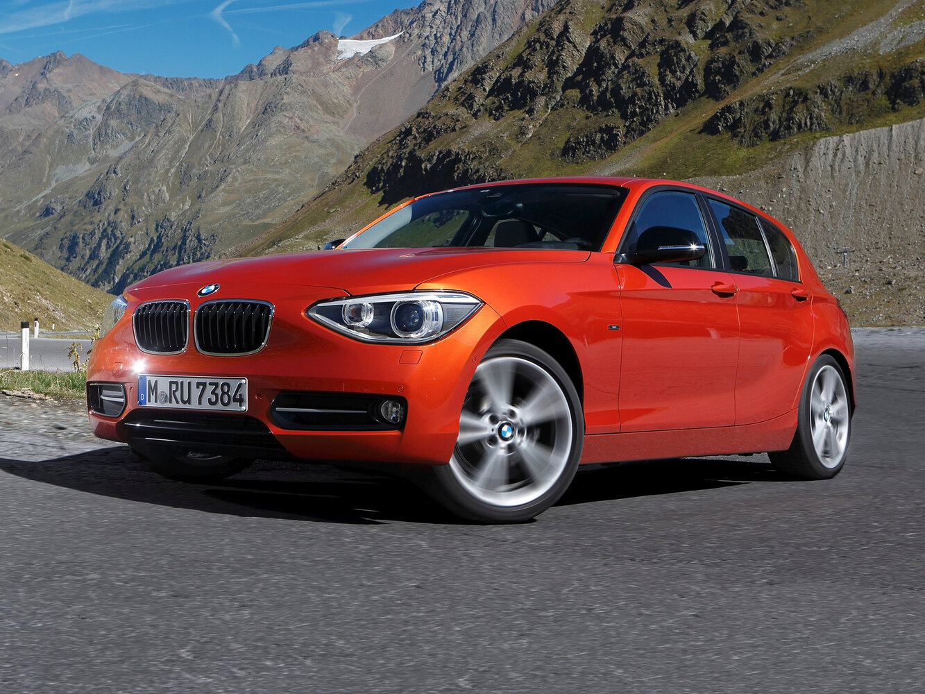 BMW 1 серии II (2011-2019) - Хэтчбек 5 дв.