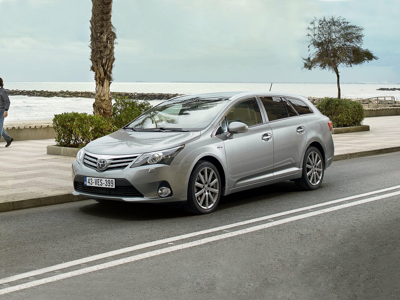 Toyota Avensis III (2008-2018) - Универсал 5 дв.