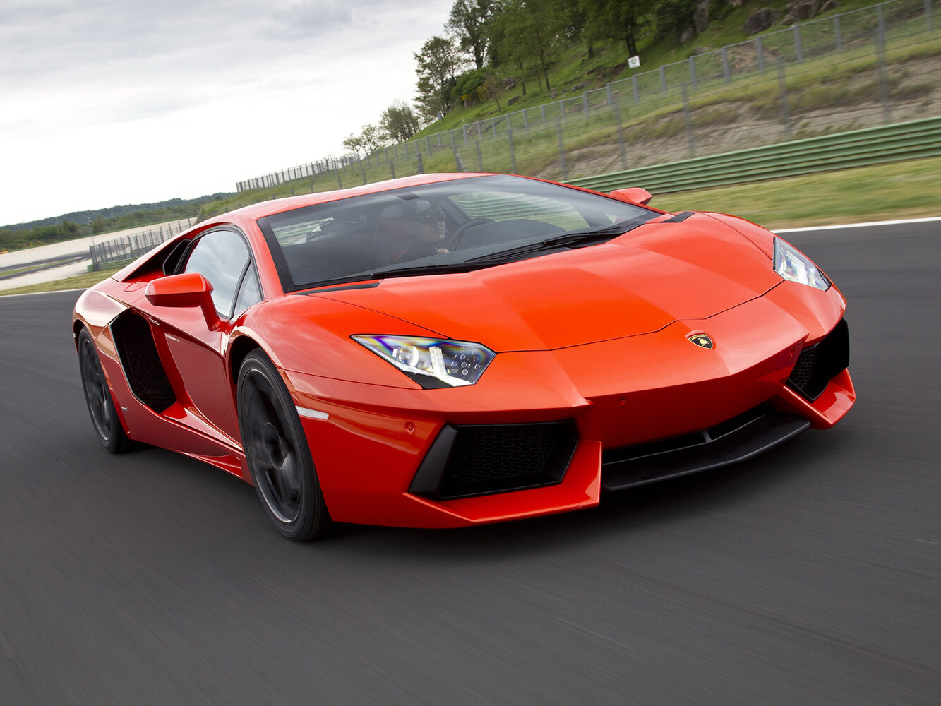 Lamborghini Aventador I (2011-2022) - Купе