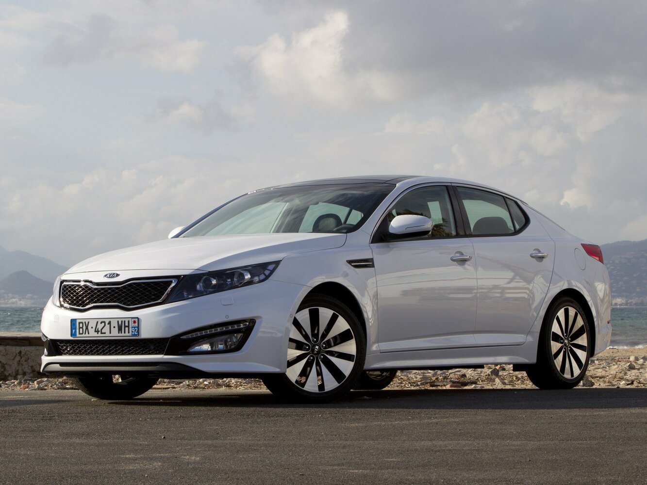 Kia Optima III (2010-2015) - Седан