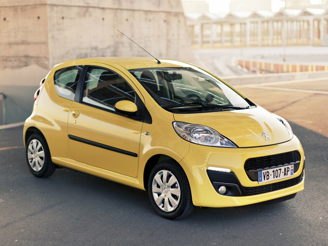 Peugeot 107 I (2005-2014) - Хэтчбек 3 дв.