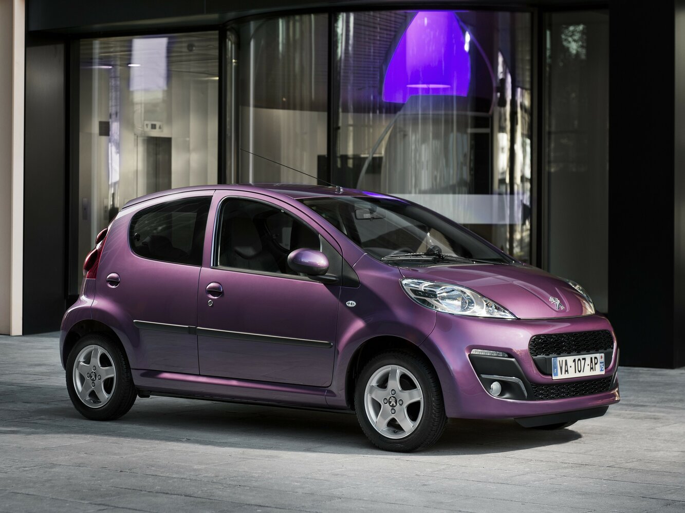 Peugeot 107 I (2005-2014) - Хэтчбек 5 дв.
