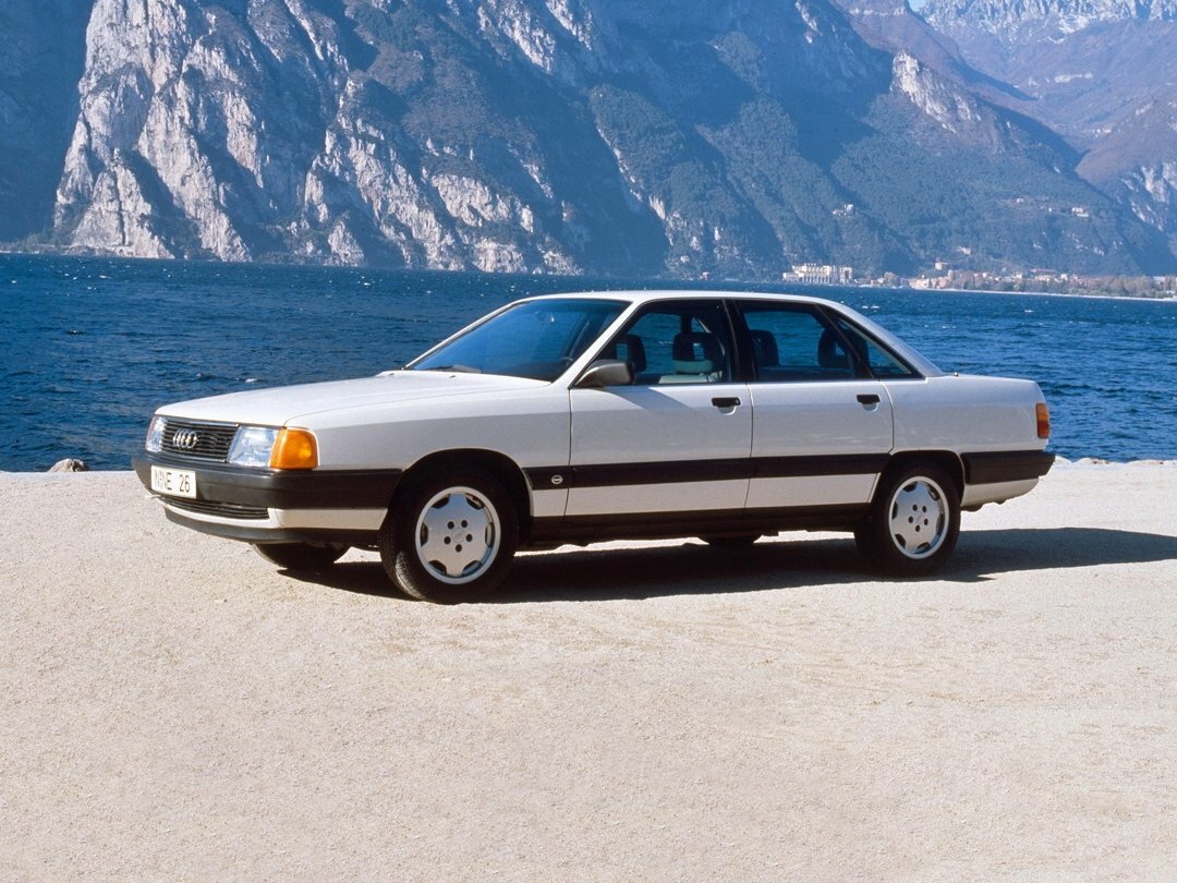 Audi 100 III (1982-1991) - Седан