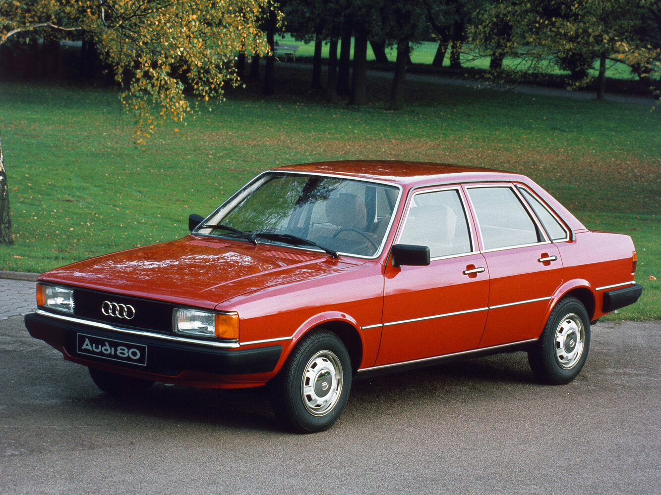 Audi 80 III (1978-1986) - Седан
