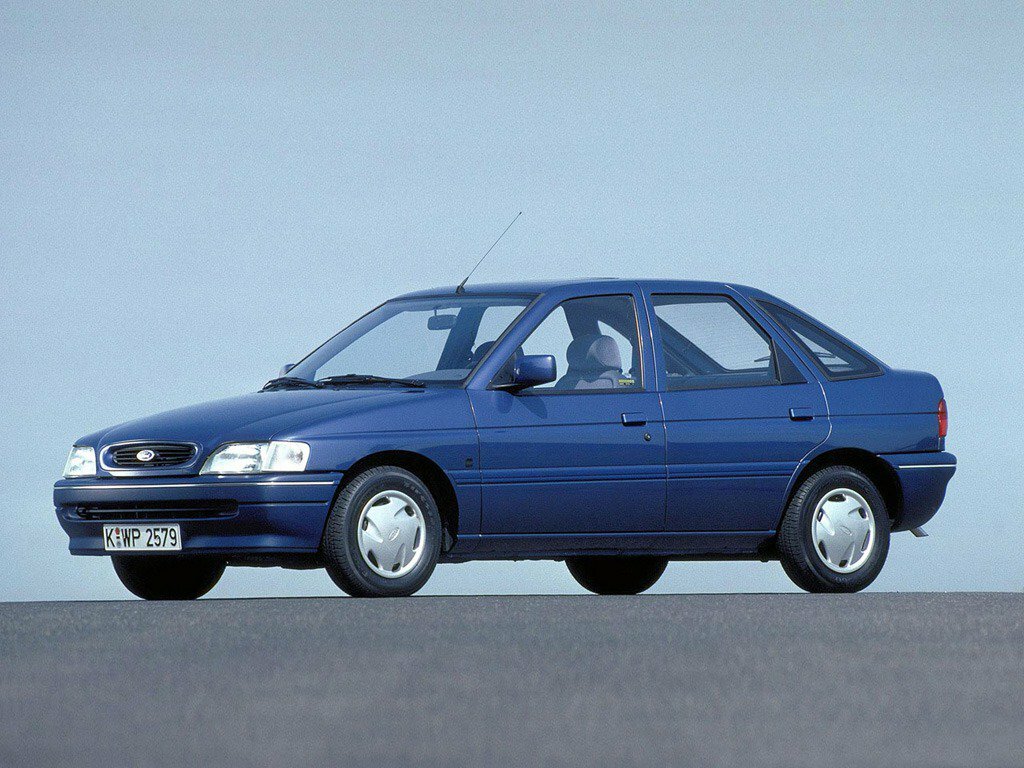 Ford Escort V (1990-2002) - Хэтчбек 5 дв.