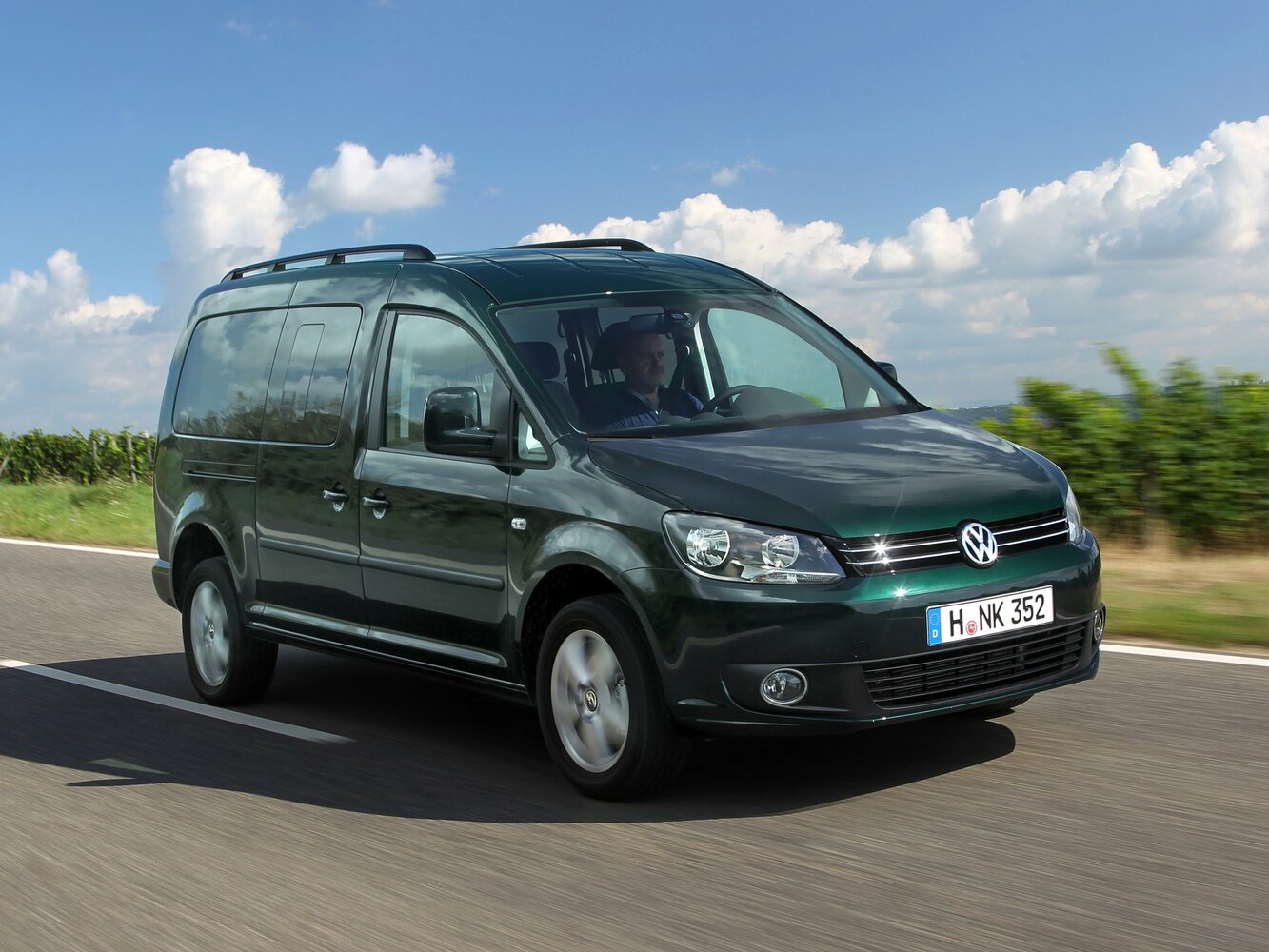 Volkswagen Caddy III (2004-2015) - Компактвэн Maxi