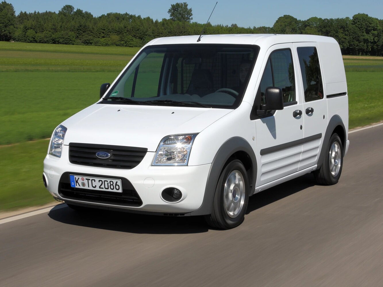 Ford Transit Connect I (2002-2013) - Фургон SWB