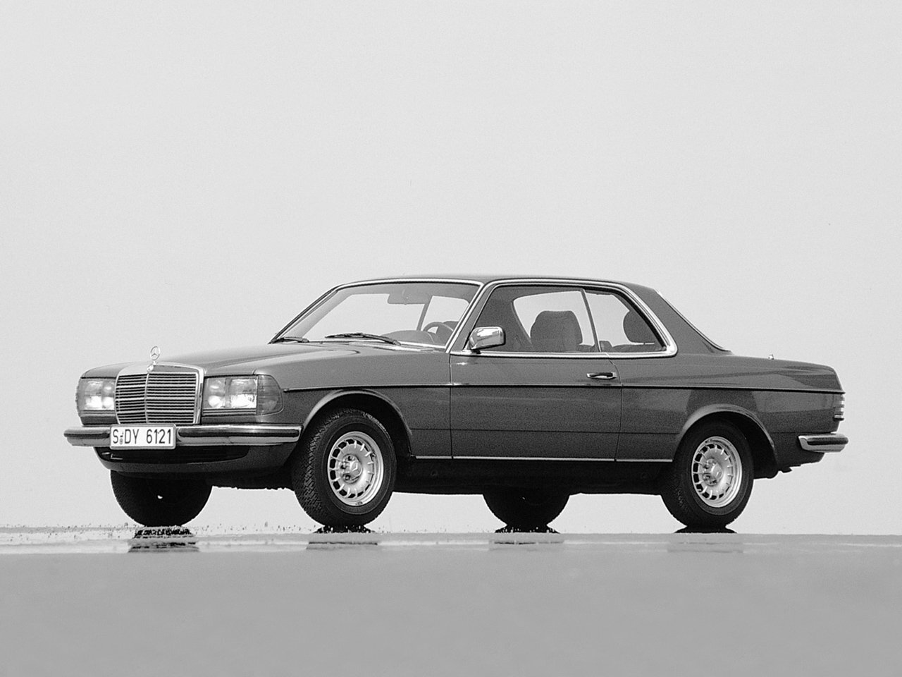 Mercedes-Benz W123 I (1975-1985) - Купе