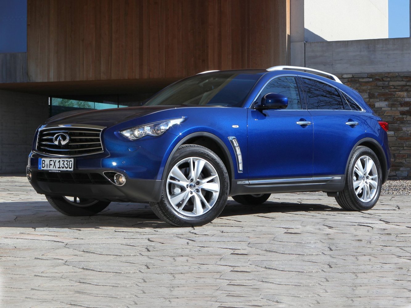 Infiniti FX II (2008-2013) - Внедорожник 5 дв.