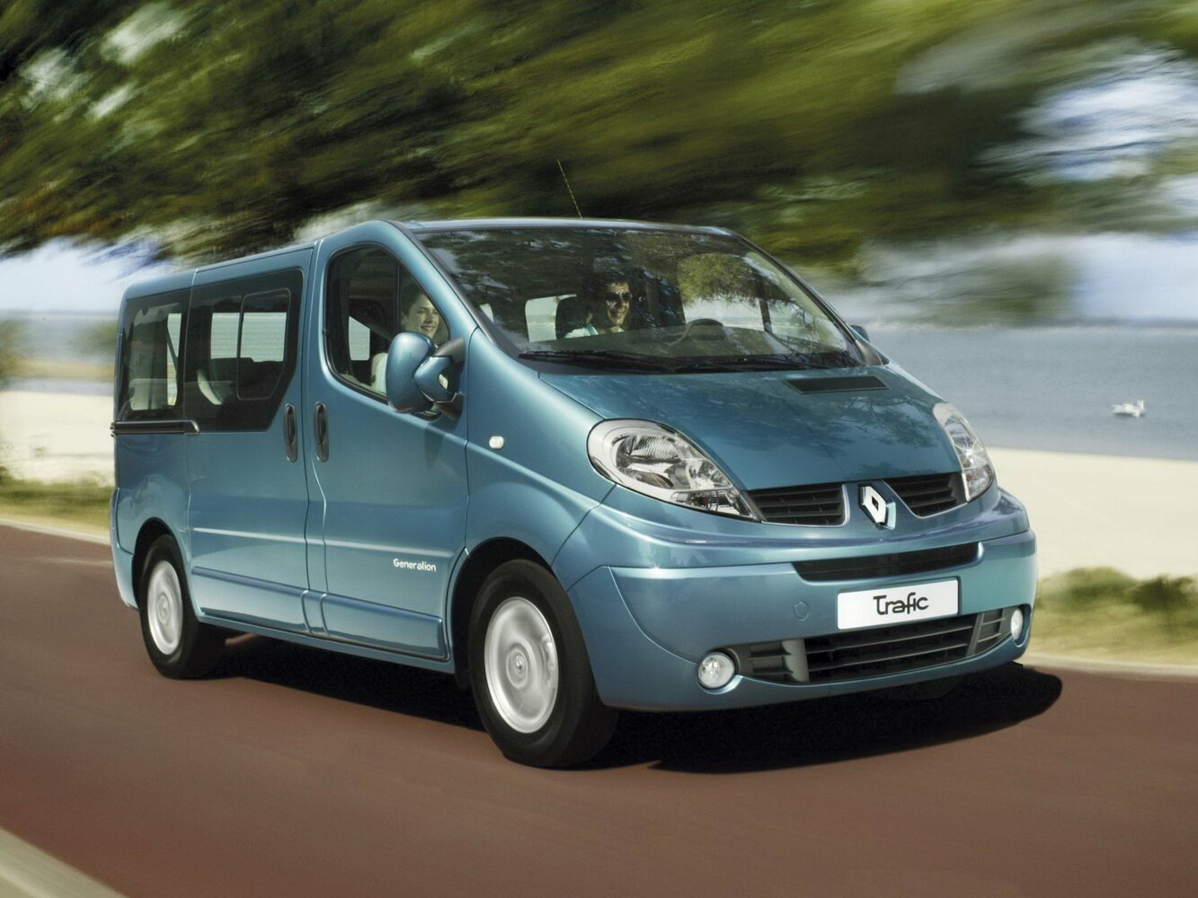 Renault Trafic II (2001-2014) - Минивэн
