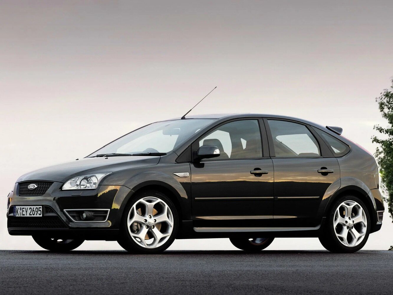 Ford Focus ST II (2005-2011) - Хэтчбек 5 дв.