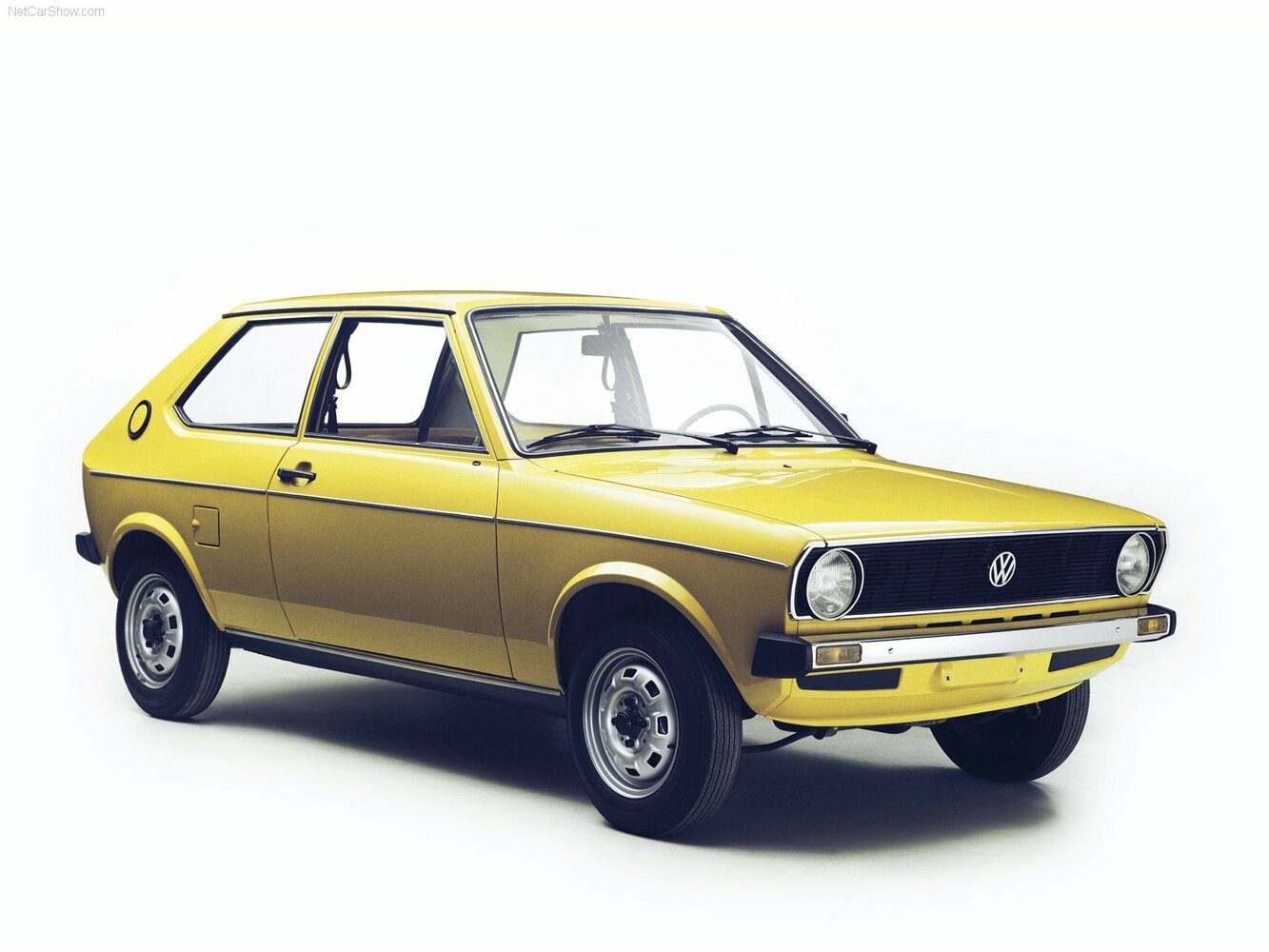 Volkswagen Polo I (1975-1988) - Хэтчбек 3 дв.