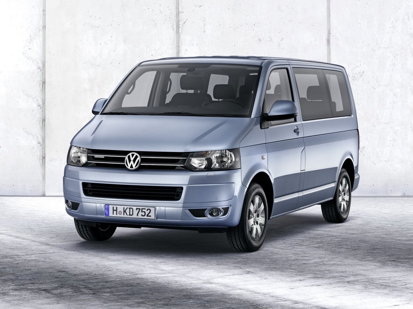 Volkswagen Multivan T5 (2003-2015) - Минивэн