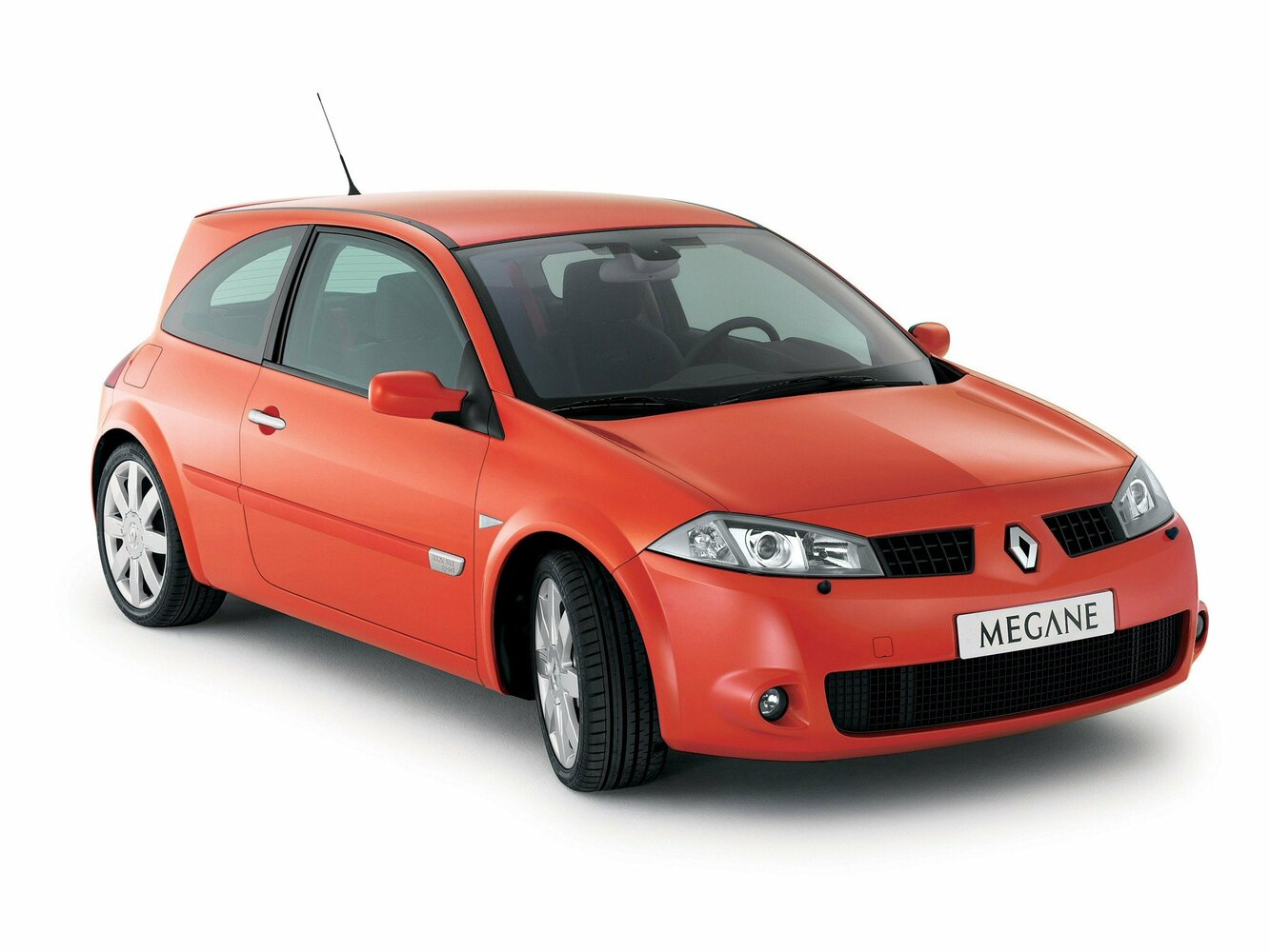Renault Megane RS II (2004-2008) - Хэтчбек 3 дв.