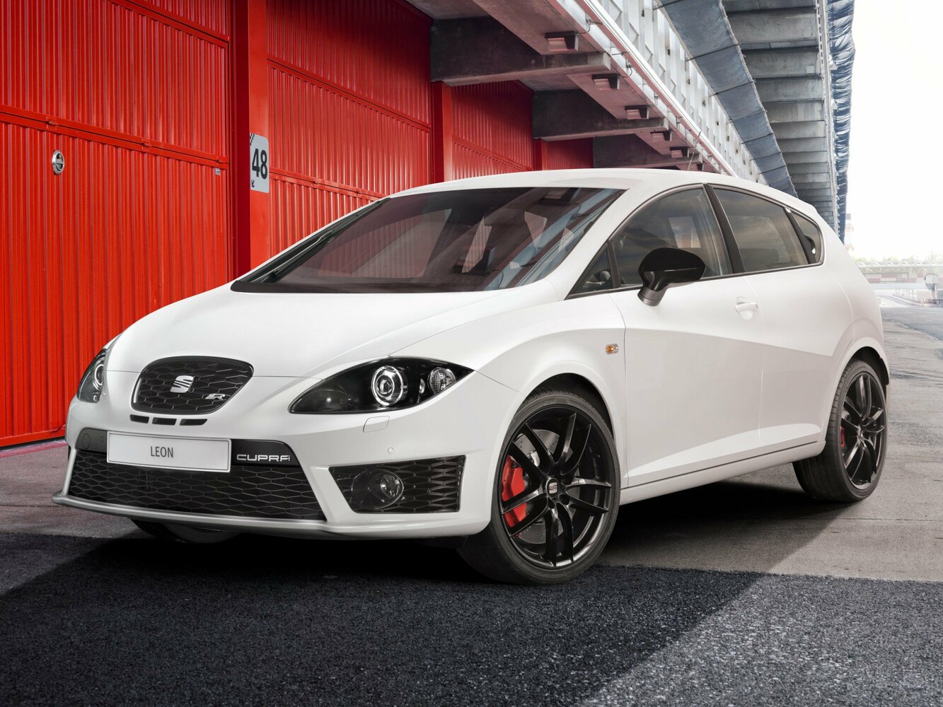 SEAT Leon Cupra II (2006-2012) - Хэтчбек 5 дв. R