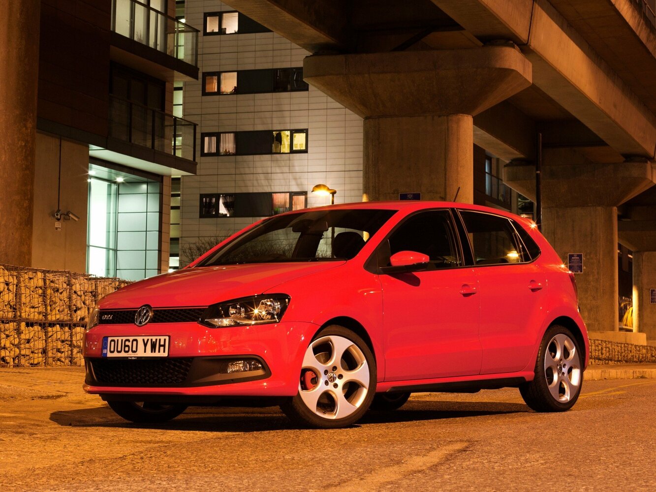 Volkswagen Polo GTI V (2009-2017) - Хэтчбек 5 дв.