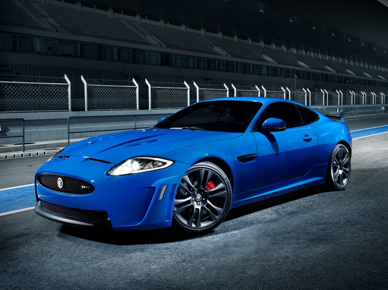 Jaguar XKR II (2006-2014) - Купе S