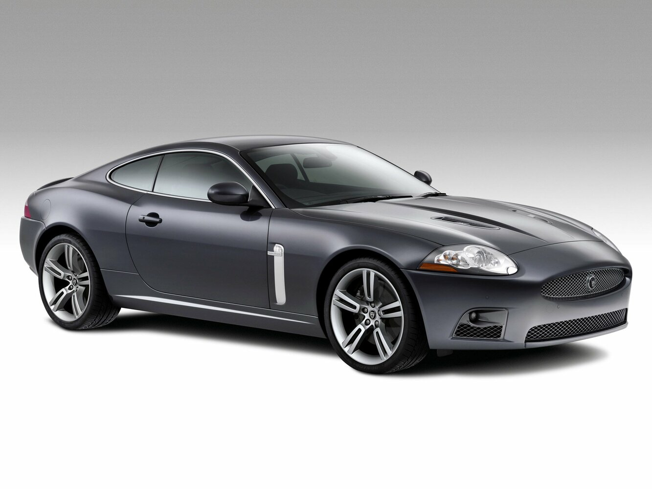 Jaguar XKR II (2006-2014) - Купе
