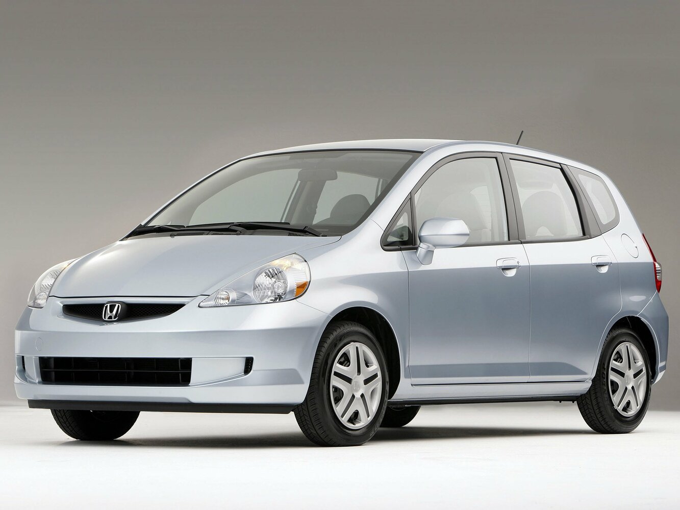 Honda Fit I (2001-2008) - Хэтчбек 5 дв.
