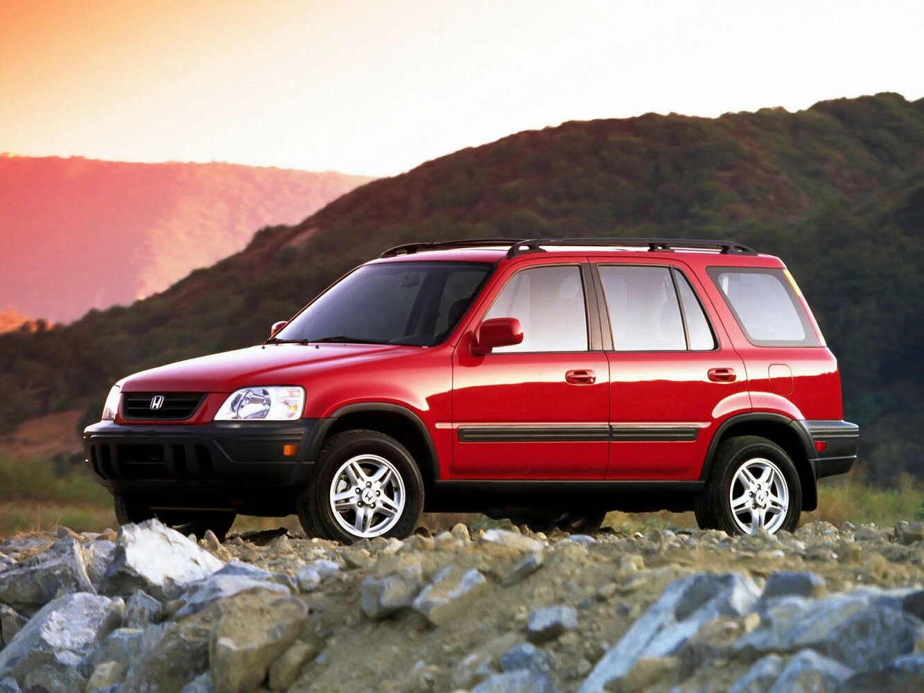 Honda CR-V I (1995-2001) - Внедорожник 5 дв.