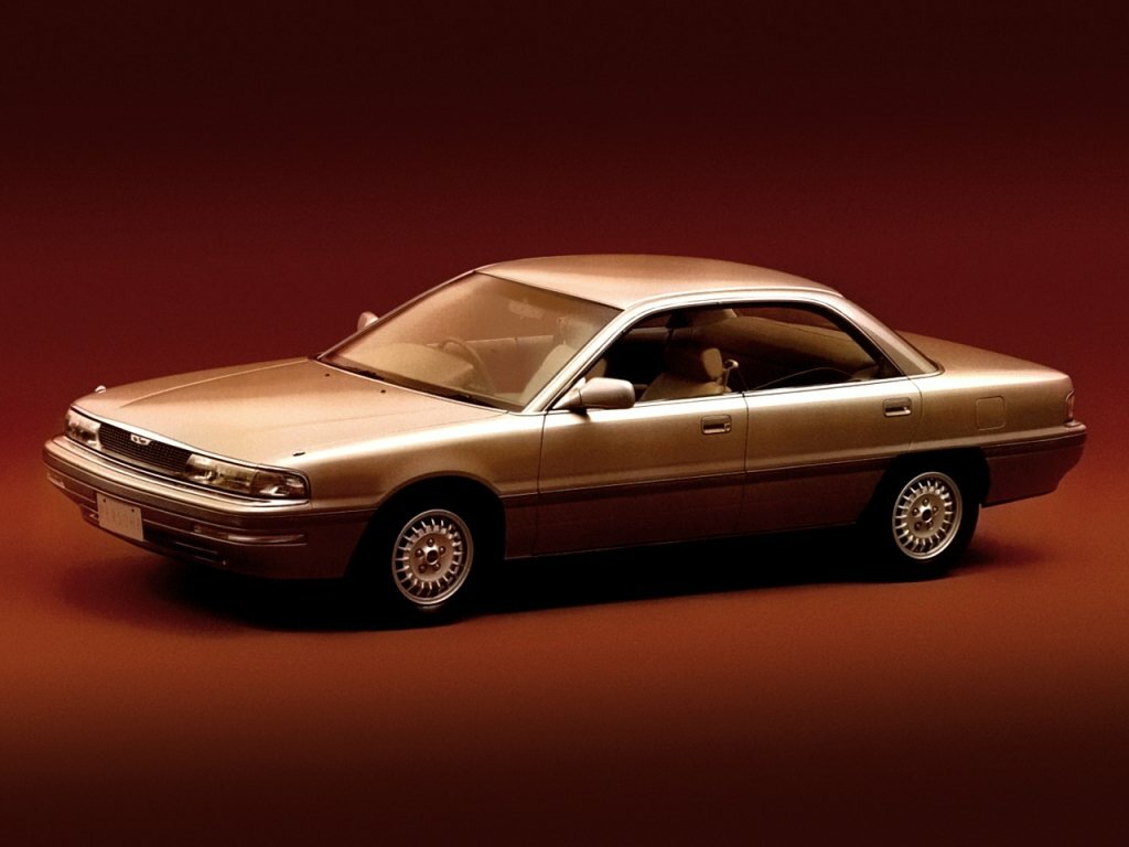 Mazda Persona I (1988-1992) - Седан