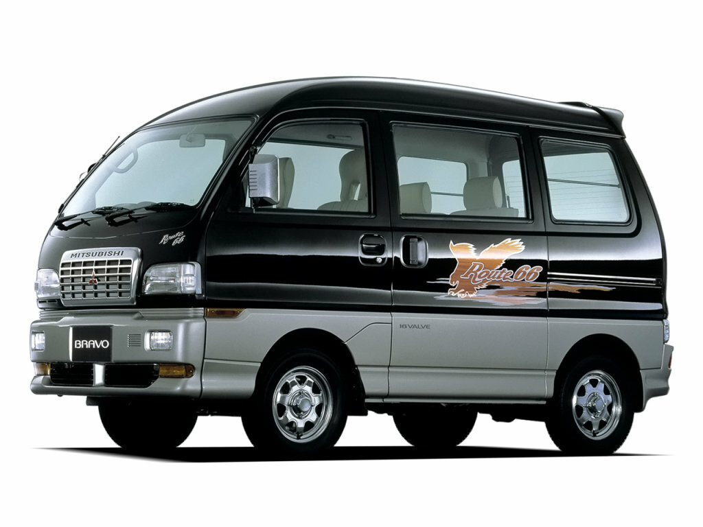 Mitsubishi Bravo I (1991-1999) - Микровэн