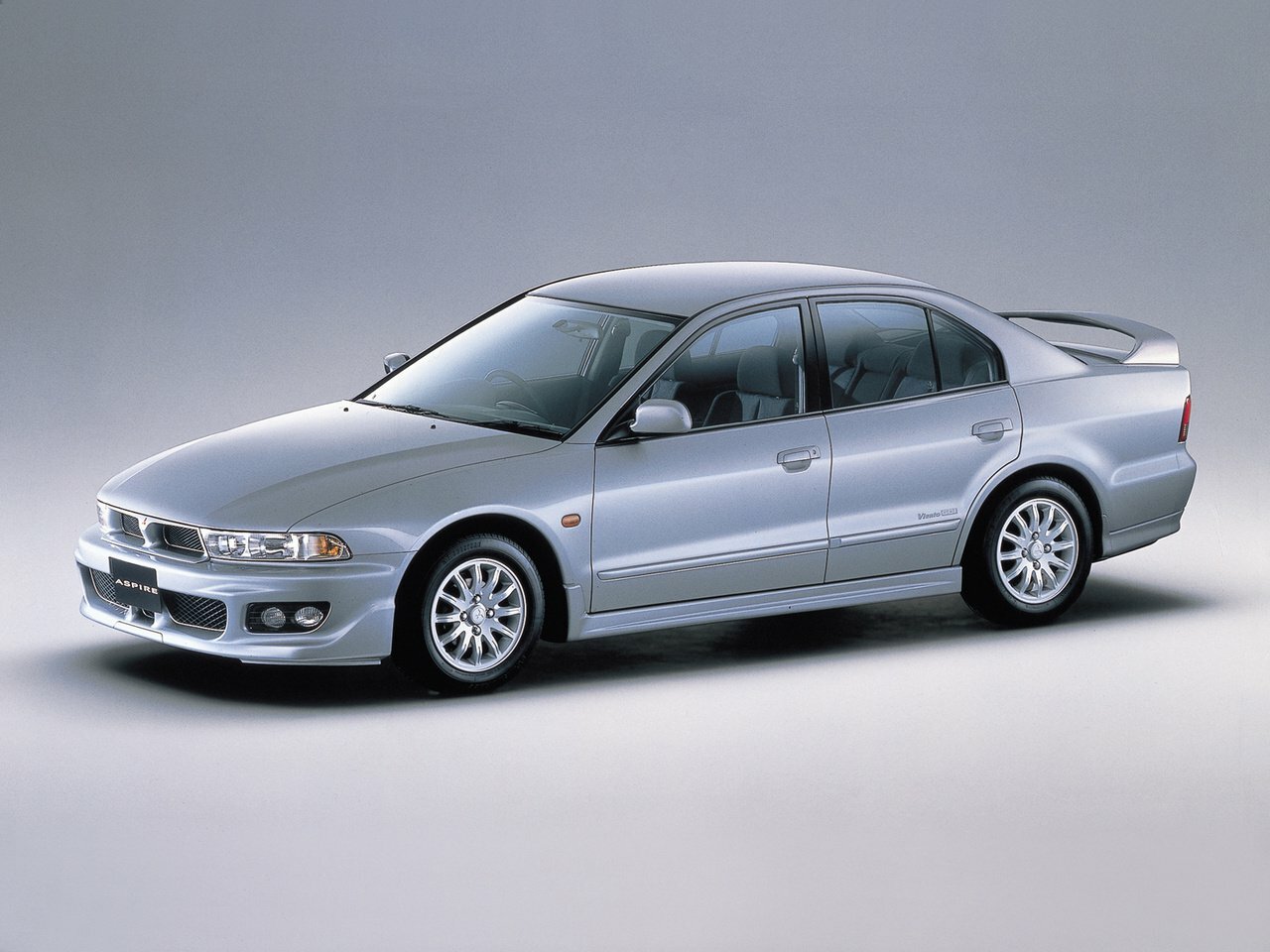 Mitsubishi Aspire I (1998-2003) - Седан