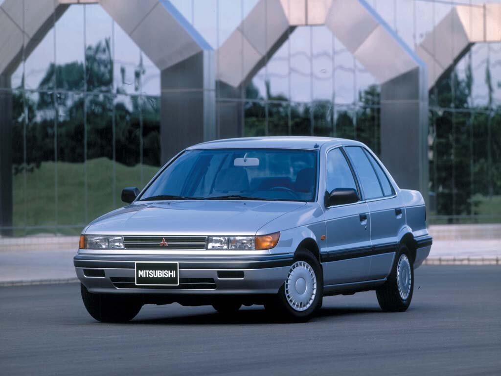 Mitsubishi Lancer V (1988-1994) - Седан